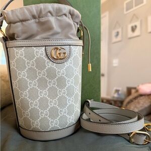 Gucci Beige Bucket Bag
